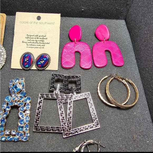 Lot Of 14 Pairs Of Fashion Earings Some New Variety Of Styles - Picture 3 of 8